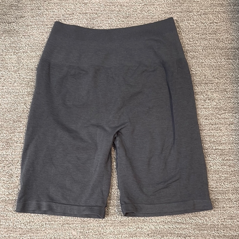Alphalete Grey High-Rise Bike Shorts Athletic Fit
